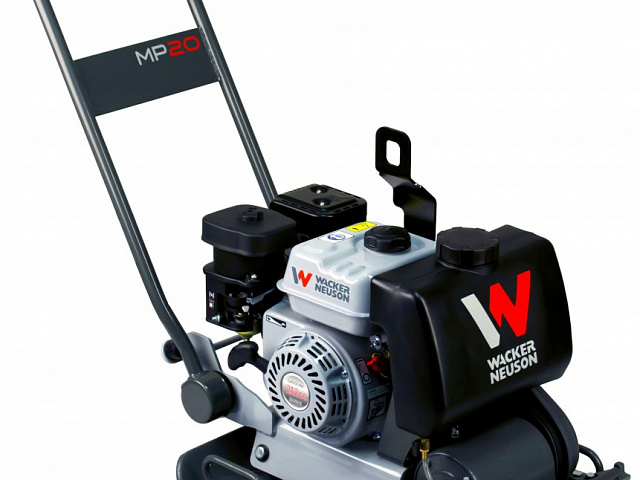 Виброплита Wacker Neuson MP20 с баком